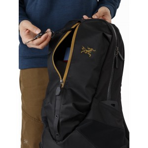 [已售罄] Arcteryx Arro 22L Backpack / 24K Black 